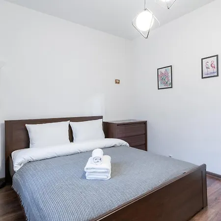 Klimczoka Comfy By Bookinghost *