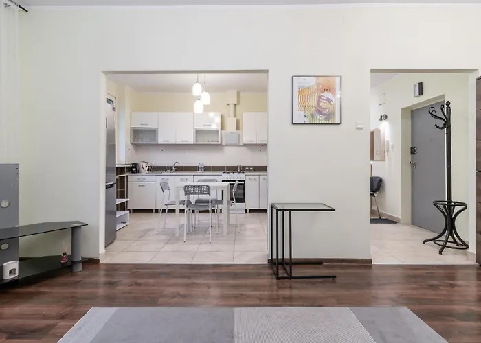 아파트 Klimczoka Comfy By Bookinghost